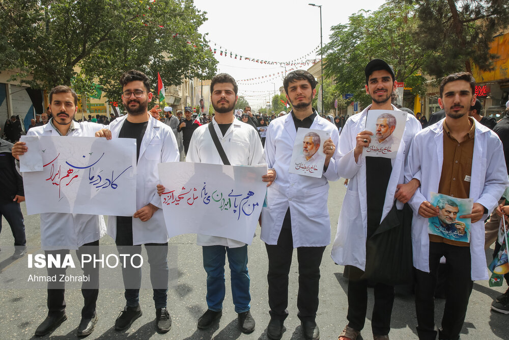 عکس/ تشییع پیکر سرلشگر محمد سعید ایزدی و جانباز شهید محمد آقازیارتی در قم