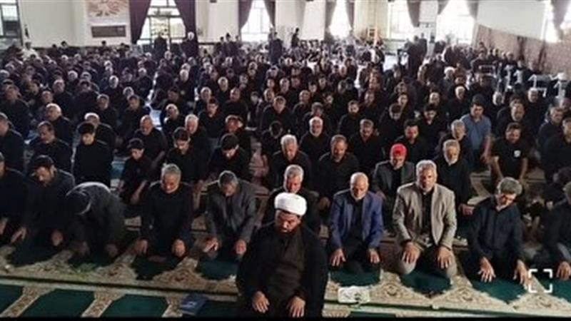 اقامه ی نماز ظهر عاشورا در خراسان جنوبی