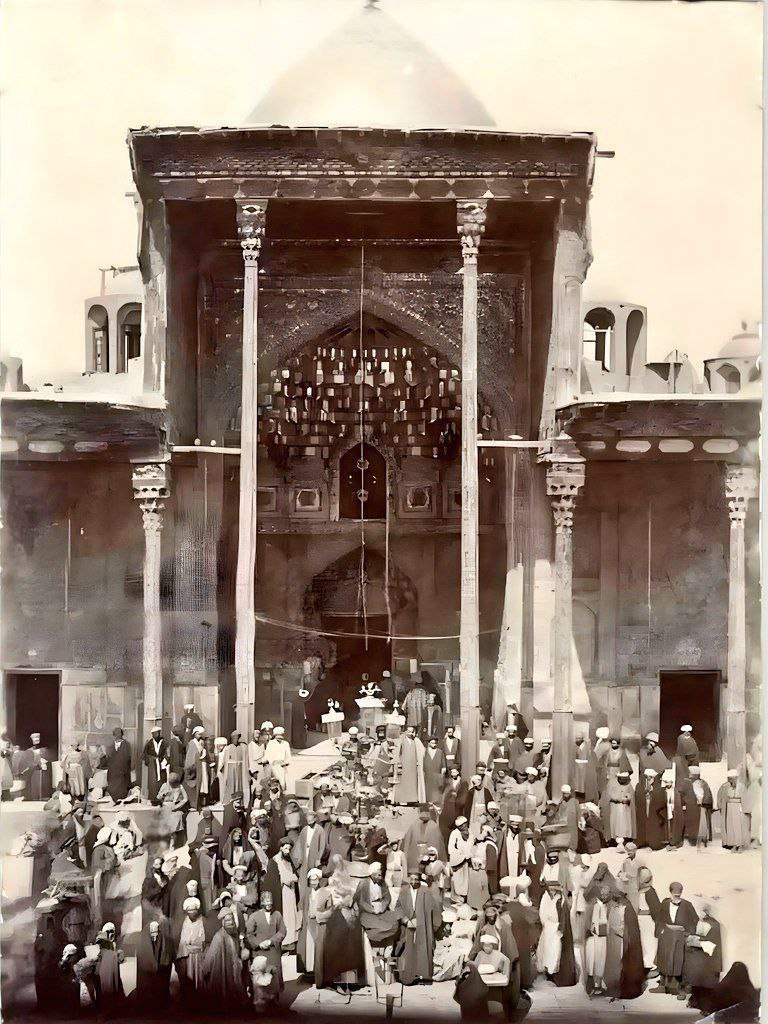 کربلا ١١٢ سال پیش، مرقد و بارگاه امام حسین(ع)