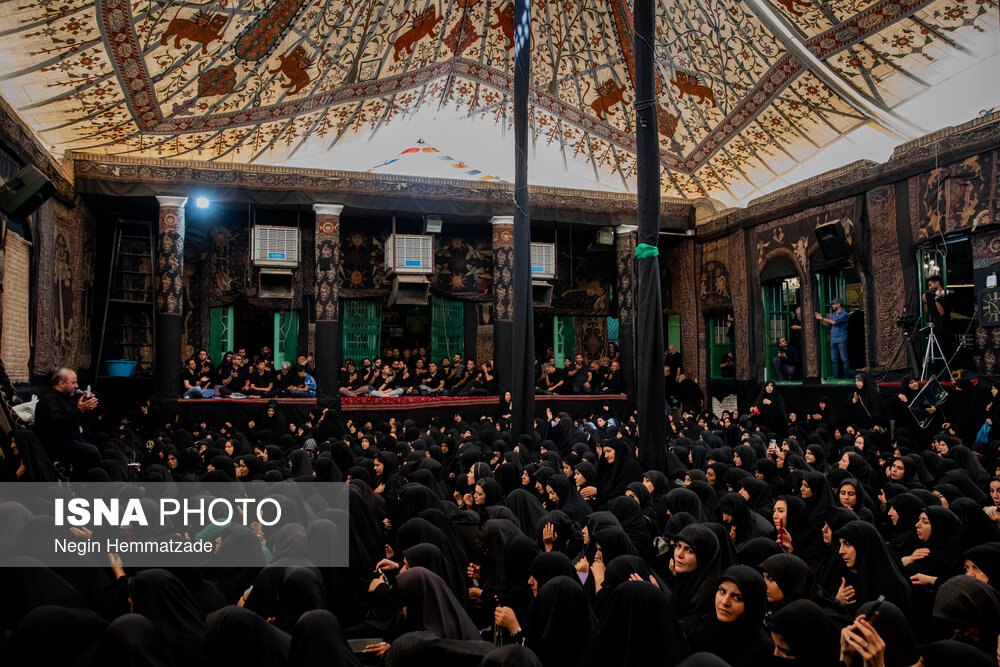 مراسم عزاداری تاسوعا در حسینیه 200 ساله تهران 