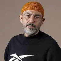 قابی از مهران غفوریان و مداح مشهور در روز عاشورا