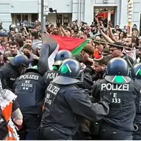 دستگیری فعالان یهودی حامی فلسطین توسط پلیس آلمان 