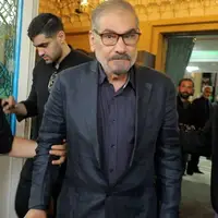 تصویری از شمخانی در مراسم عزاداری روز عاشورا