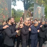 حضور پزشکیان در میان عزاداران حسینی(ع) در تبریز