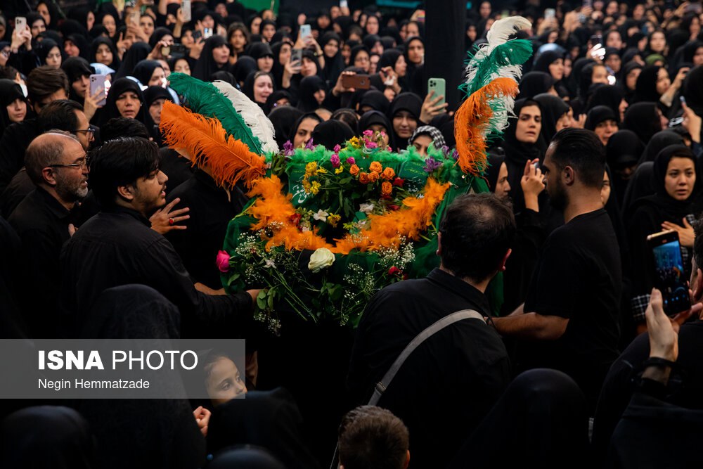 مراسم عزاداری تاسوعا در حسینیه 200 ساله تهران 