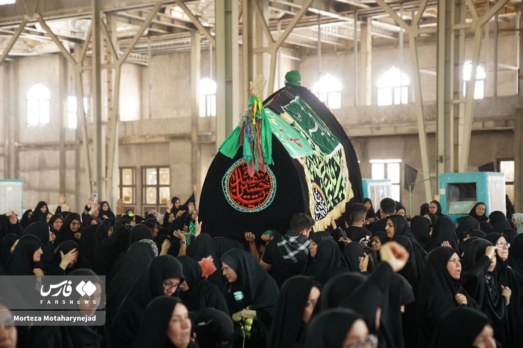  نماز ظهر عاشورا در سمنان