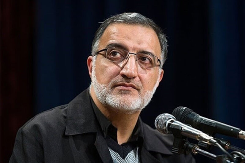 توئیت زاکانی: حسینیه امام خمینی ساعات تاریخی را تجربه کرد