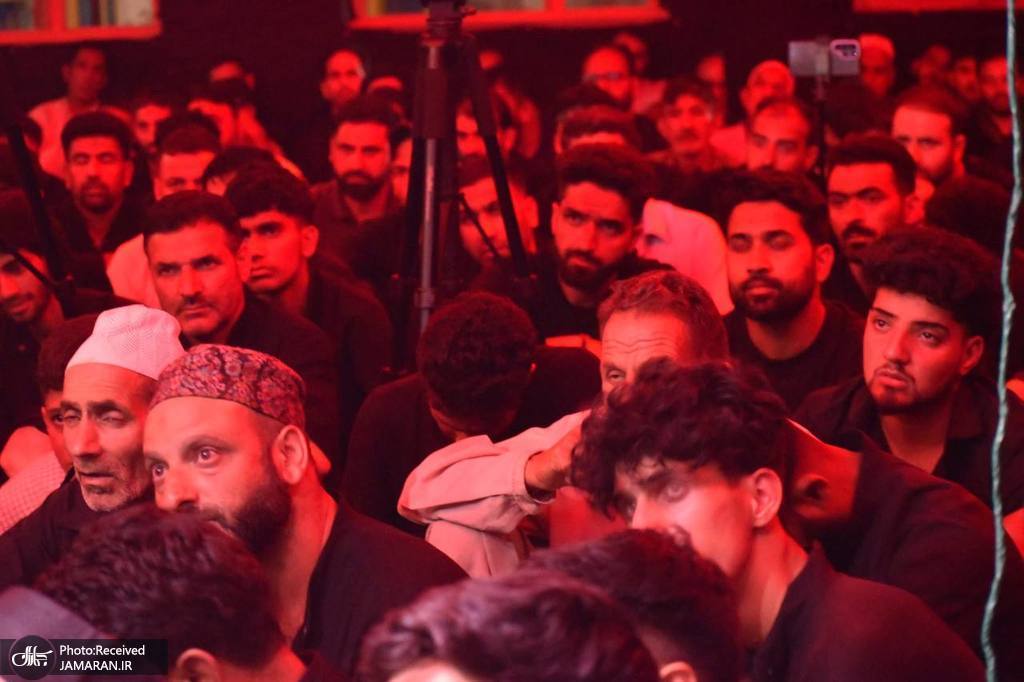  مراسم عزاداری شب عاشورای حسینی در کشمیر ھند برگزار شد