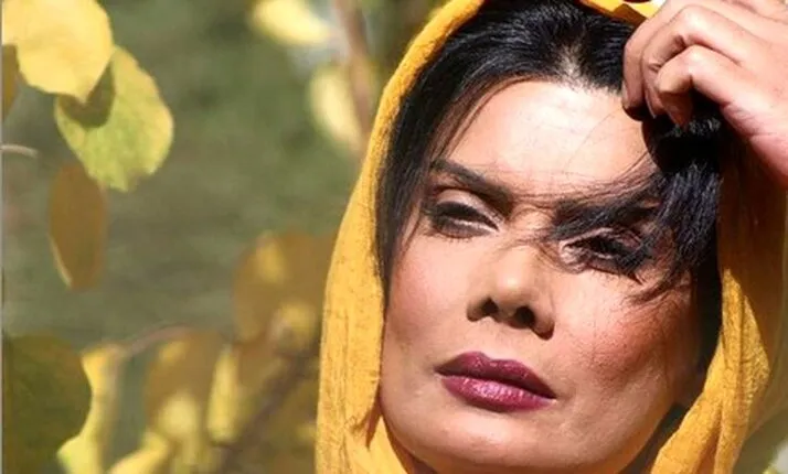 قاب دونفره و زیرخاکی از ابوالفضل پورعرب و عاطفه رضوی
