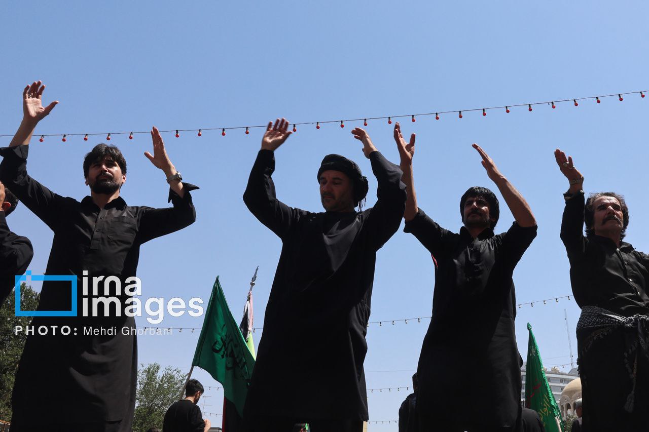 عکس/ عاشورای حسینی در مشهد