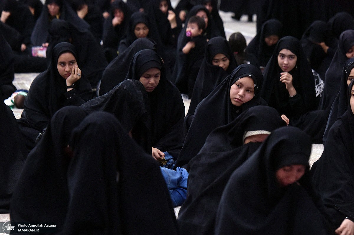 عکس/  مراسم شام غریبان اباعبدالله حسین (ع) در حرم مطهر امام خمینی