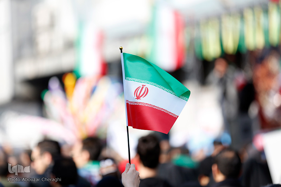 سرمقاله سازندگی/ در غبار فریب و دروغ ایران،‌ ایران ماند