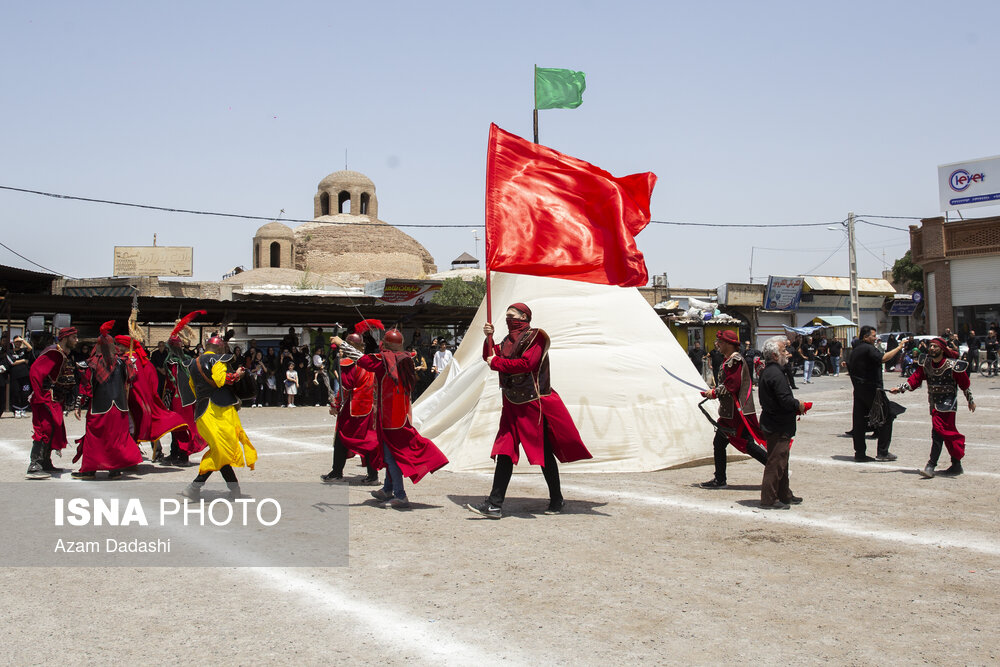 مراسم سنتی خیمه‌سوزان ظهر عاشورا در قزوین