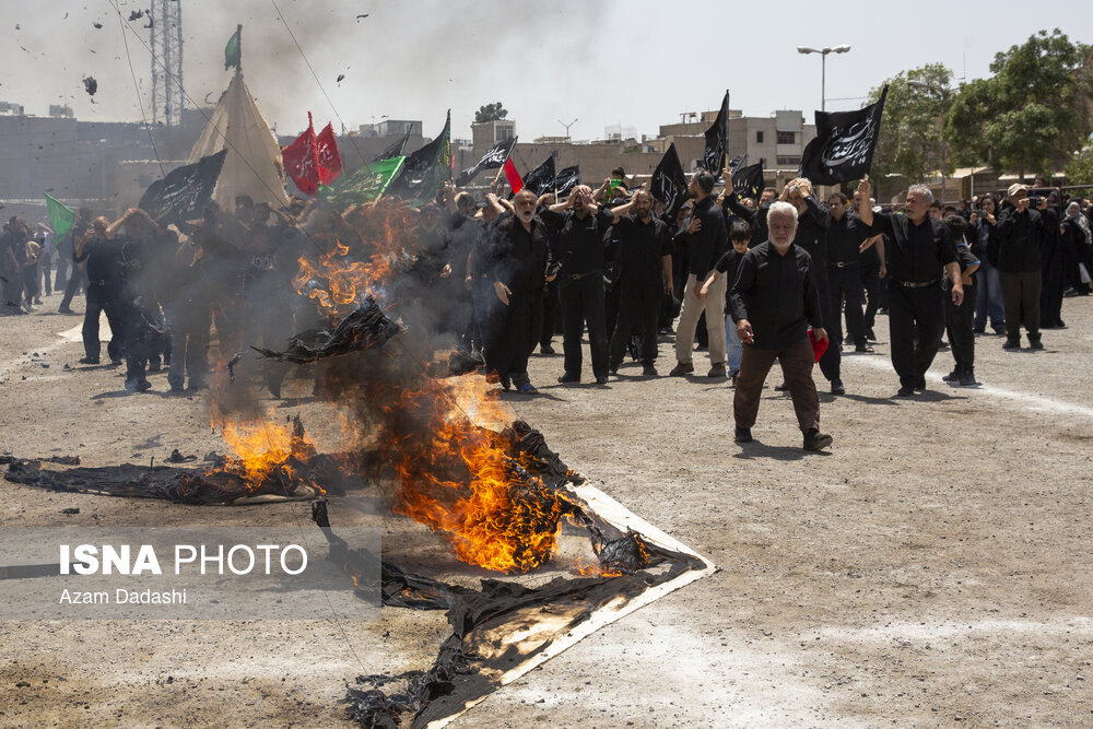 مراسم سنتی خیمه‌سوزان ظهر عاشورا در قزوین