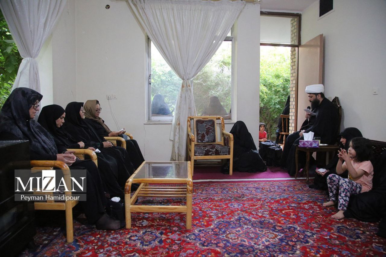 عزاداری سرور و سالار شهیدان در روضه‌های خانگی  