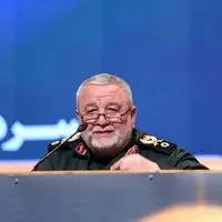 مشاور فرمانده کل سپاه: بخش اعظمی از موشک‌های مؤثر کشورمان را نشان ندادیم