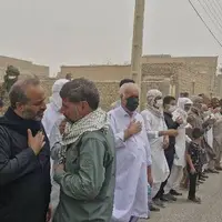 طوفان شدید و گرمای ۵۰ درجه جلودار عزاداری سیستانی‌ها نشد