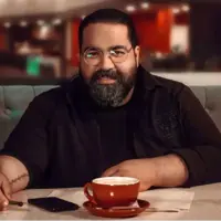 ترانه «آدم شناس» با صدای رضا صادقی