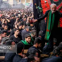 آیین سنتی نخل گردانی عصر عاشورا در یزد