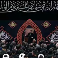 دقایقی از نوحه‌خوانی مهدی رسولی در حسینیه امام خمینی: اگر دنیا هم آید پشت‌تان ما ۵ تن داریم