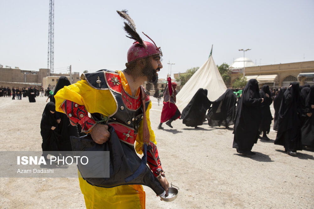 مراسم سنتی خیمه‌سوزان ظهر عاشورا در قزوین