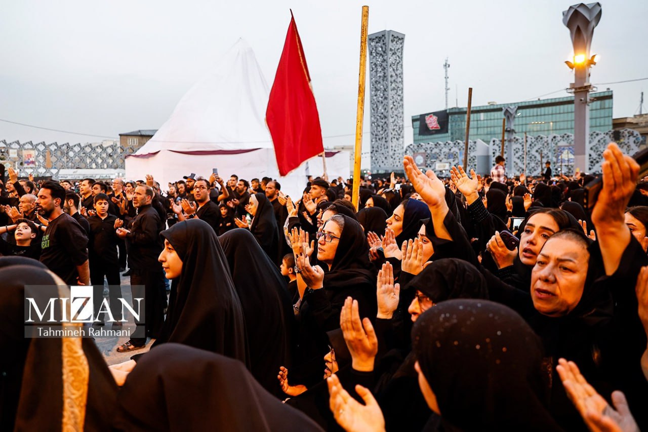 عکس/ خیمه‌سوزان عصر عاشورا در میدان امام حسین (ع)
