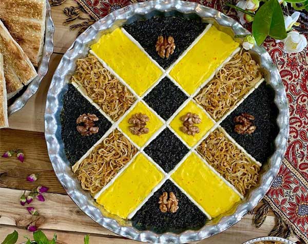 حلیم بادمجان یک غذای مقوی وخوشمزه
