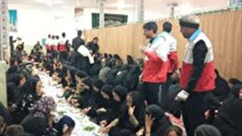 اطعام بیش از ۴ هزار نفر از سفرههای حسینی هلال احمر خراسان جنوبی