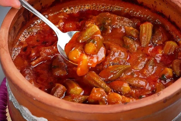 طرز تهیه خورش بامیه خوشمزه به روش جنوبیها
