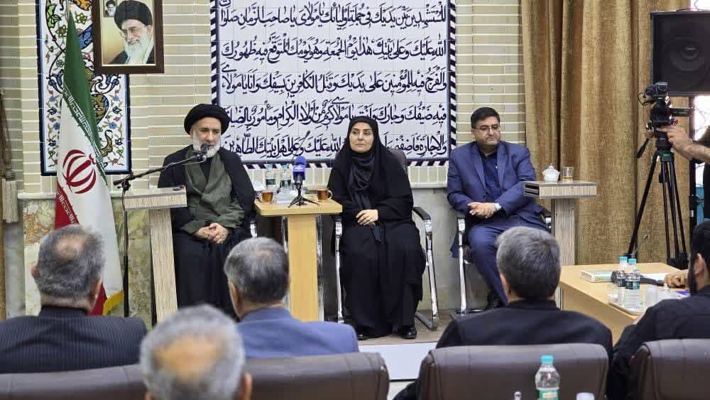 امام جمعه شهرکرد: راهآهن چهارمحال و بختیاری یکی از آرزوهای مردم استان است