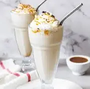 شیک موز و کارامل، خنک برای روزهای گرم
