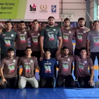 فرنگی‌کاران ایران حریفان خود را شناختند