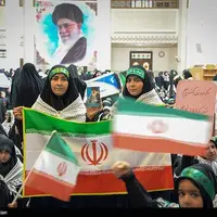 اجتماع بزرگ زینبیون در حرم مطهر حضرت شاهچراغ (ع)