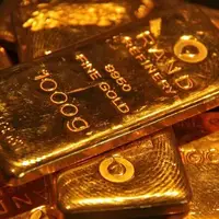 طلای جهانی از حرکت بازماند