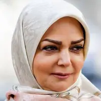 چهره ها/ سلفی الهه رضایی مجری دهه شصتی با پسرش