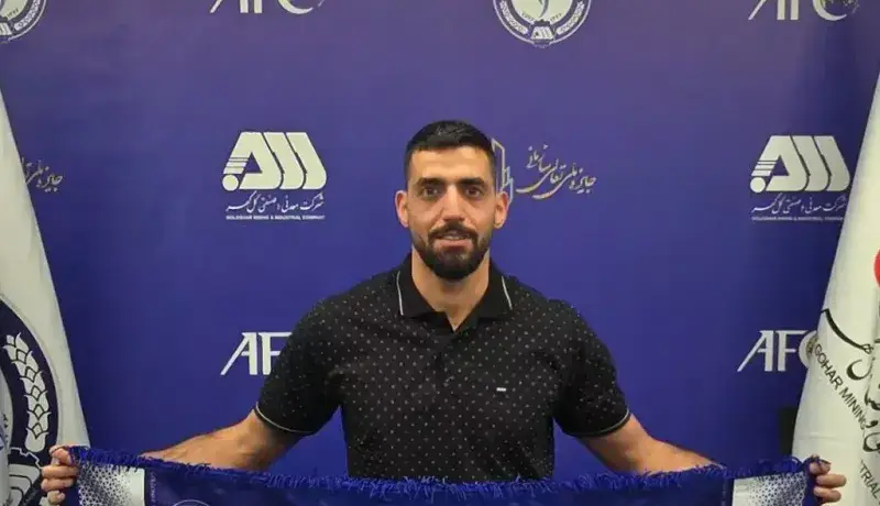 قرارداد مدافع باتجربه گلگهر تمدید شد