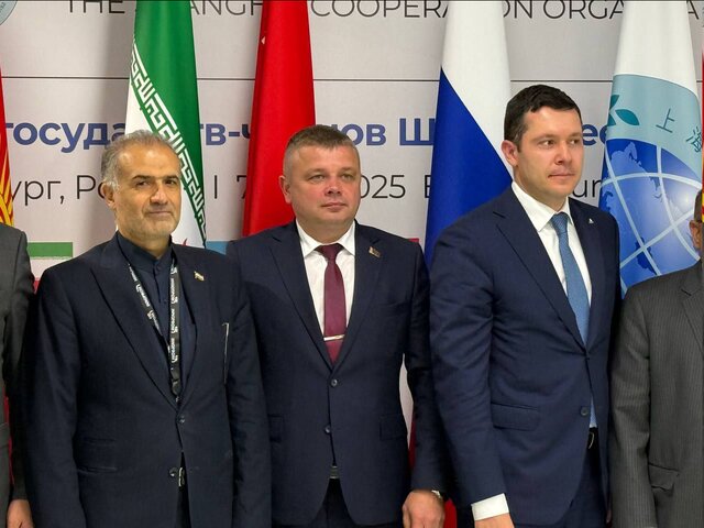 سفیر ایران با نمایندگان شانگهای در مسکو دیدار کرد