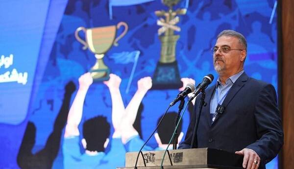 نظری جویباری: از ساپینتو سپاسگزارم که هدایت استقلال را بر عهده گرفت