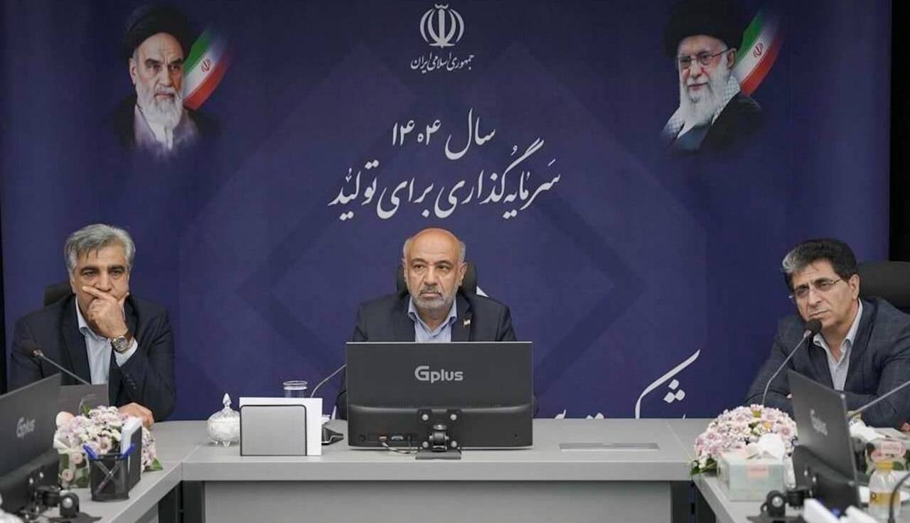 وزیر کار: با مدیریت سیاسی نمی توان اقتصاد را مدیریت کرد