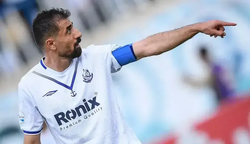 بازوبند کاپیتانی ملوان رزو شد!