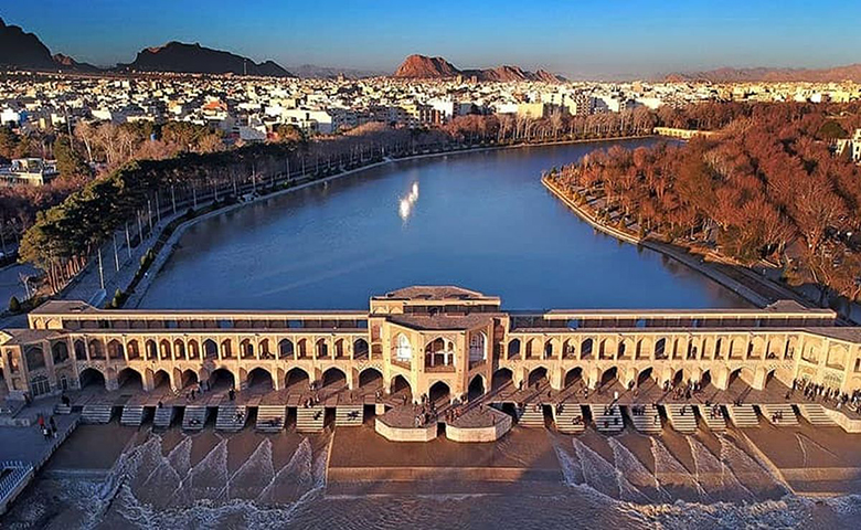 آب دریای عمان به اصفهان رسید