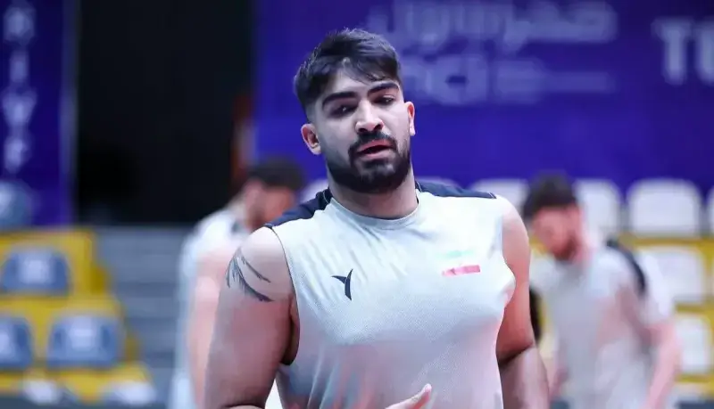 عطایی ستاره لیگ والیبال را جذب کرد