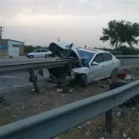 عکس/ برخورد دلخراش دنا با گاردریل در محور اراک - خمین؛ جوان ۲۷ ساله جان باخت