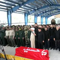 پیکر مطهر شهید سردار عباس رشیدی در کرمانشاه تشییع و به خاک سپرده شد
