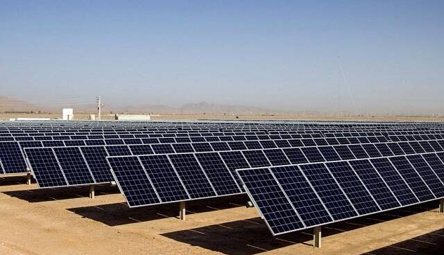 افتتاح بزرگترین نیروگاه خورشیدی کشور