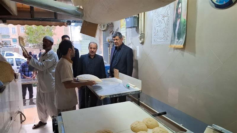 استاندار یزد: نانواها، نان با کیفیت به دست مردم برسانند