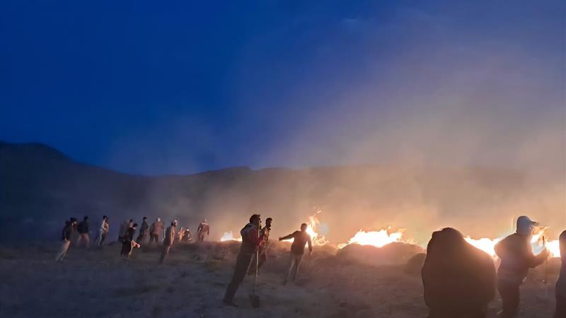 پنج هکتار از مراتع قوشخانه شیروان در آتش سوخت / حریق مهار شد