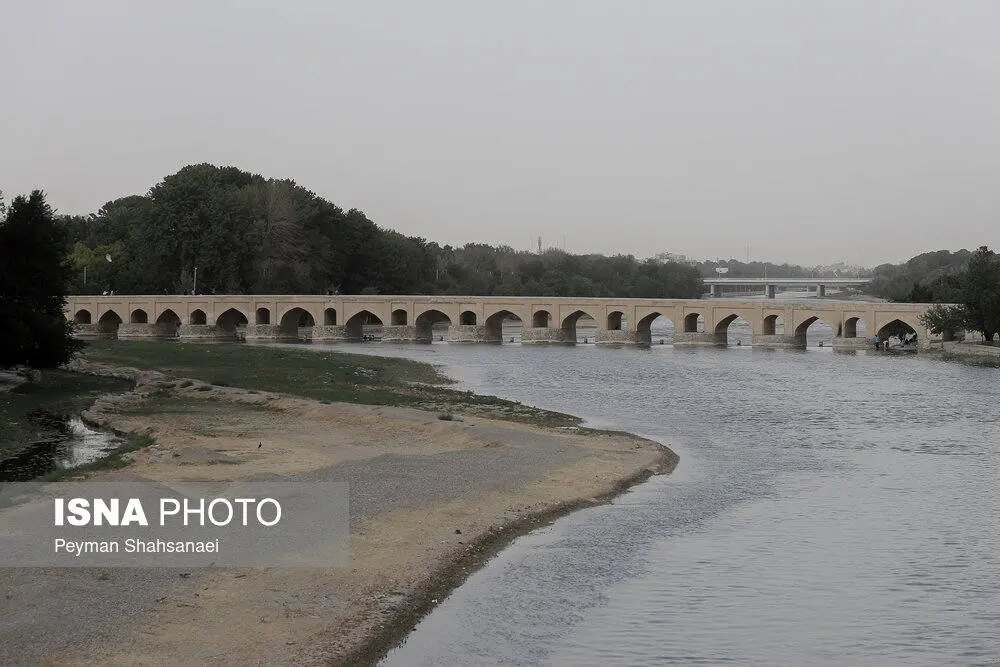 اصفهان در محاصره گرد و غبار