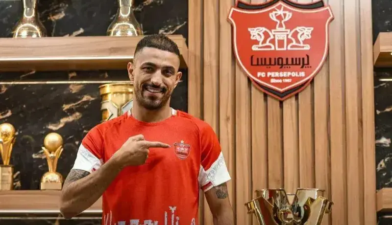لباس پرسپولیس بر تن کاظمیان نشست