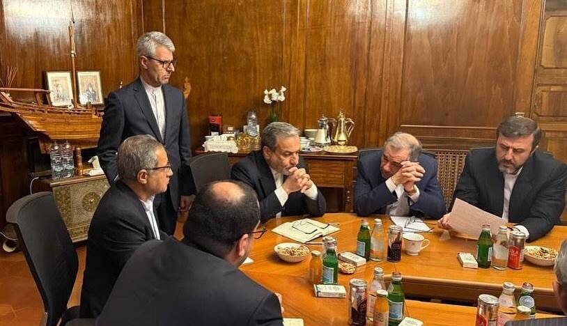 مخالفان مذاکره یا درکی از واقعیت ندارند یا منافع گروهی را بر منافع ملی ترجیح می‌دهند